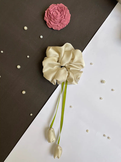 Beige Tulip Scrunchies