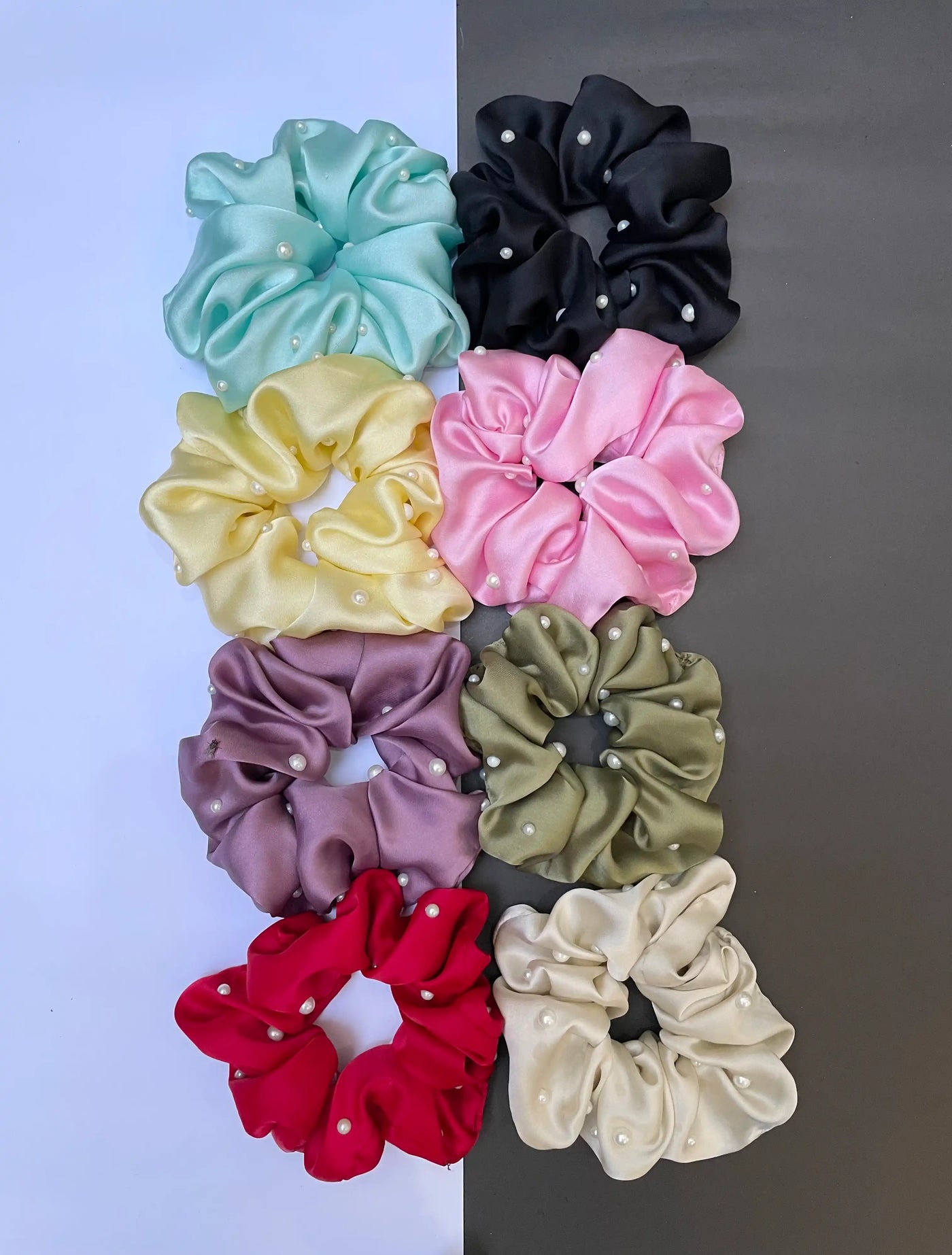 Pearl Scrunchies Deal 1